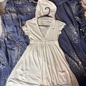 Abercrombie & Fitch Cream Hooded Top